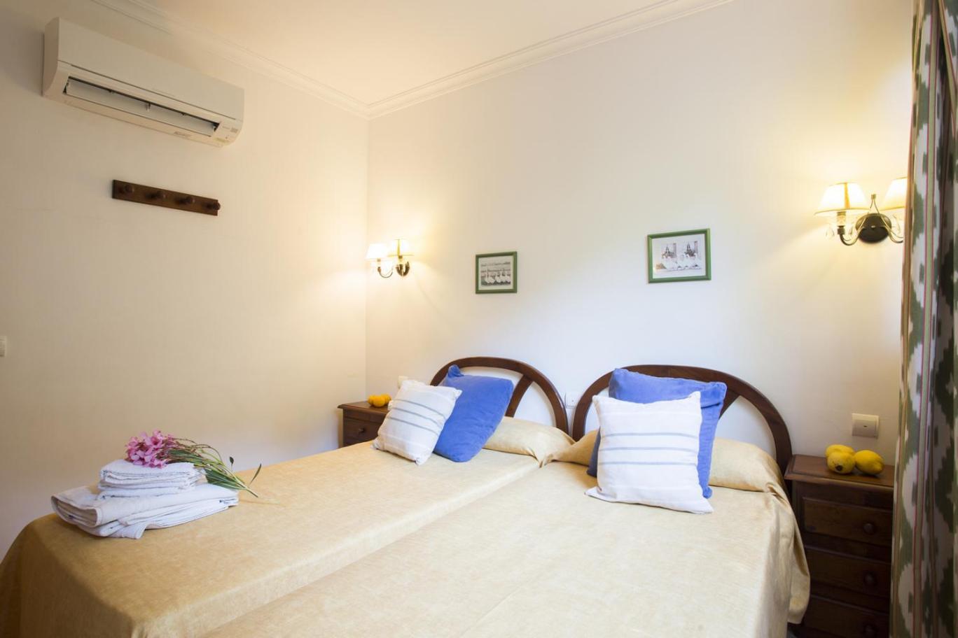 Villa With Private Mountain Ideal Runners Trailers Near Beach Approx 5 Min Walking Beach,Property Belong Puerto Pollensa Villas And Apartments מראה חיצוני תמונה